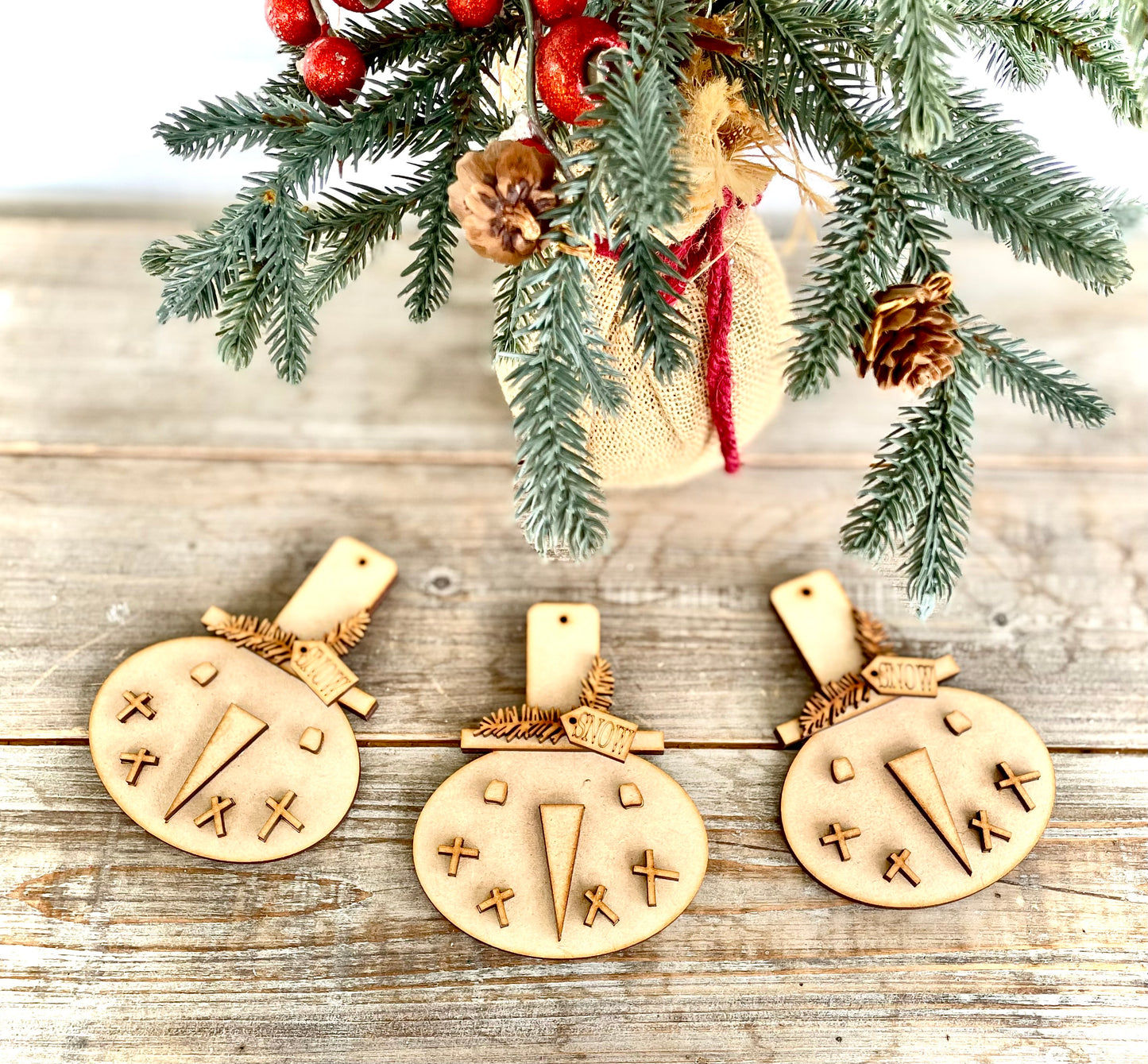 Merry Monday - Primitive Detailed Snowman DIY Ornaments (Set of 3)