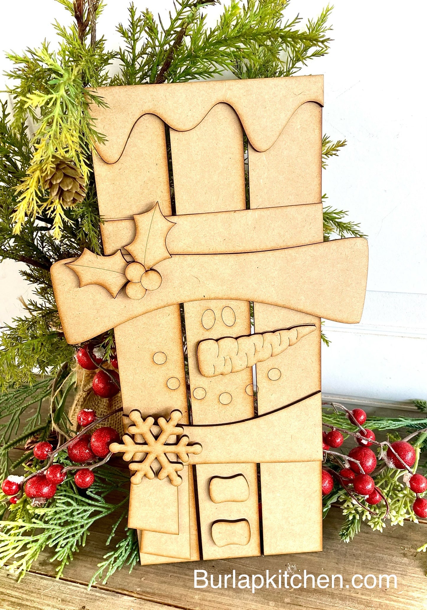 Merry Monday Tall Snowman Pallet Board Leaner