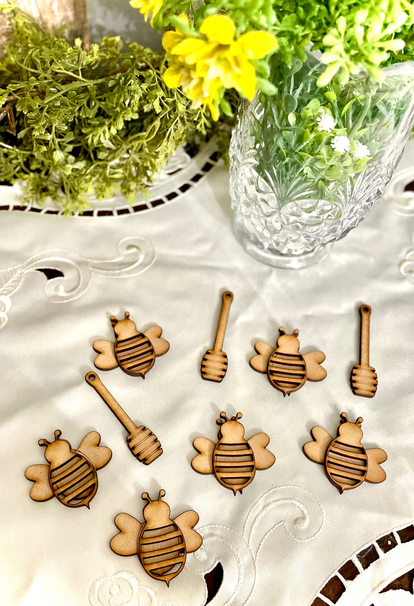 (CK) Bees & Honey Dippers, Mini