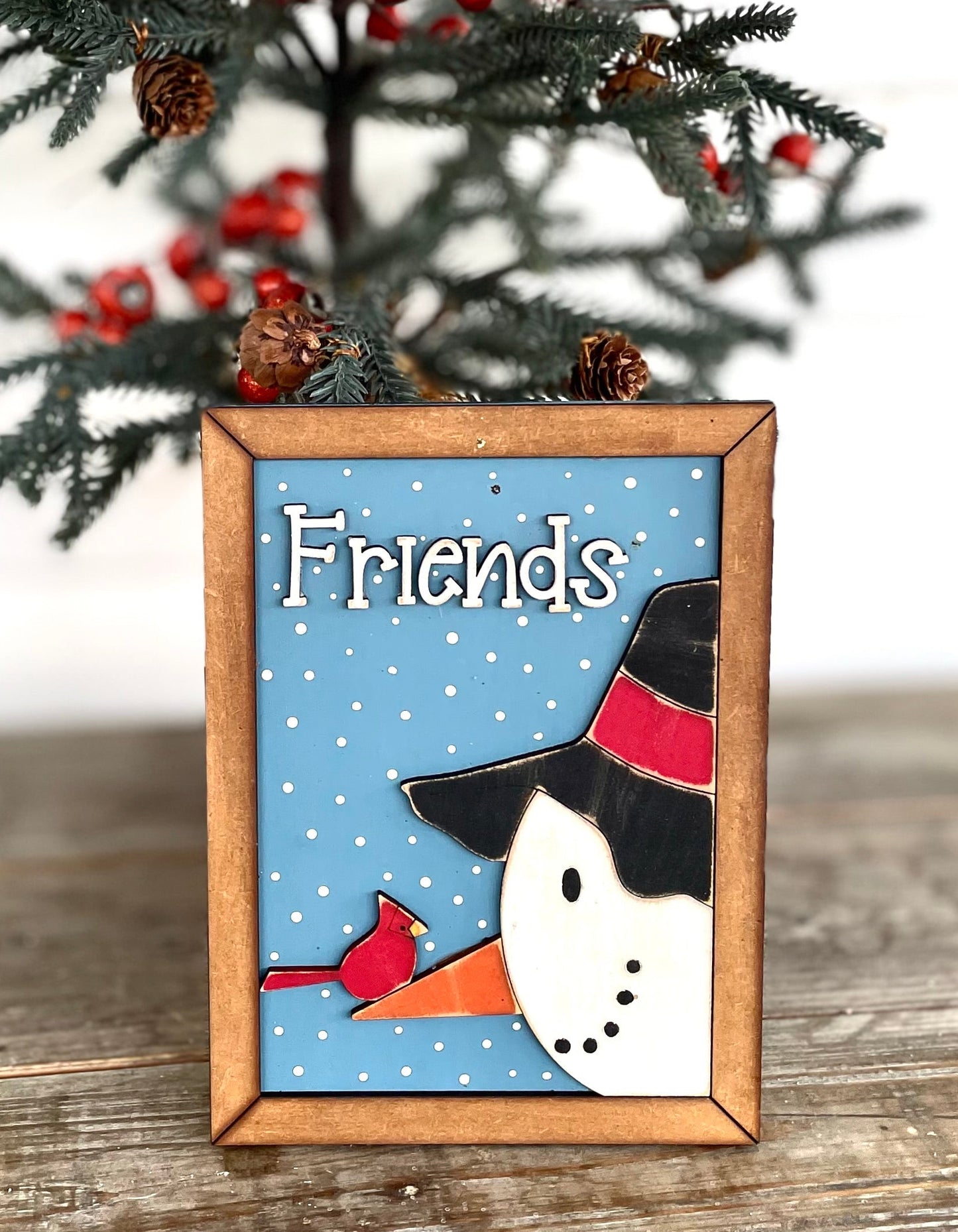 Friends Snowman Frame Leaner - DIY Craft Kit