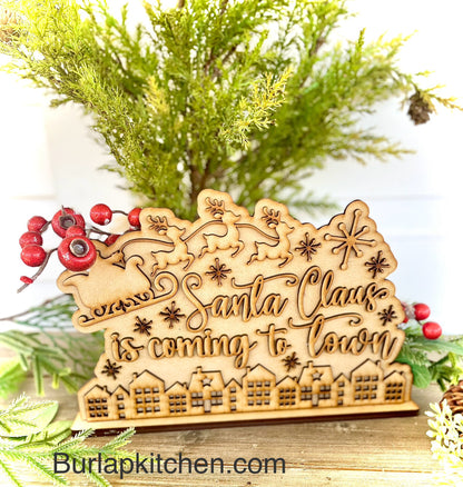 Stand Alone “Santa Claus is Coming to Town”Scene - DIY Craft Kit