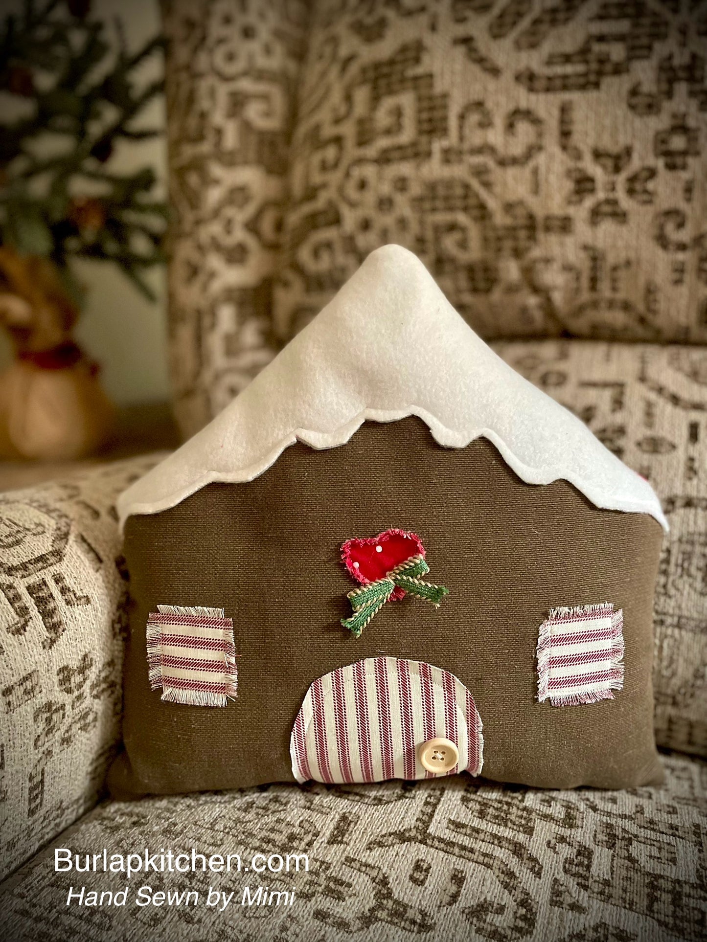 (HSM) Gingerbread House Decorative pillow - Hand Sewn by Mimi