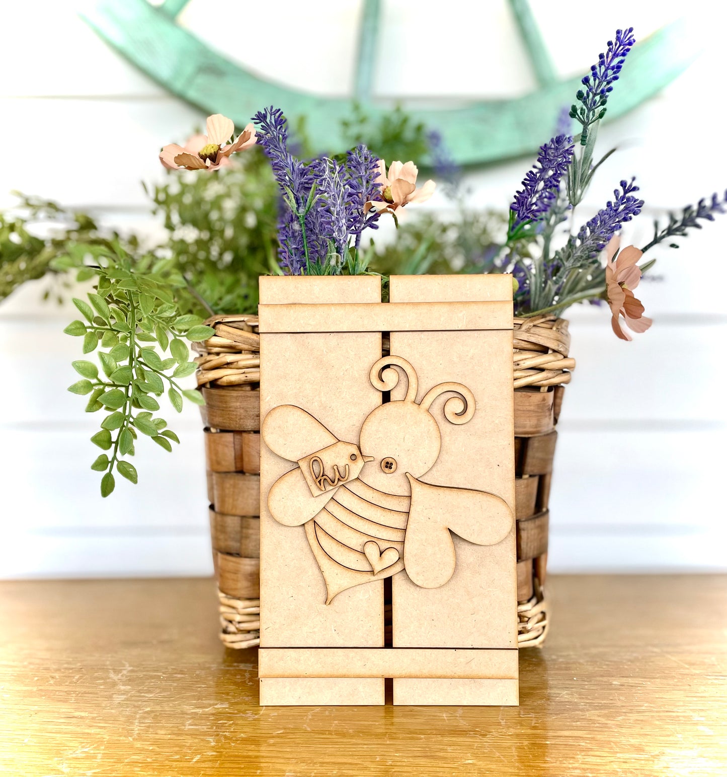 (Item#035) “Hi” Bumble Bee Pallet Leaner - DIY Craft Kit